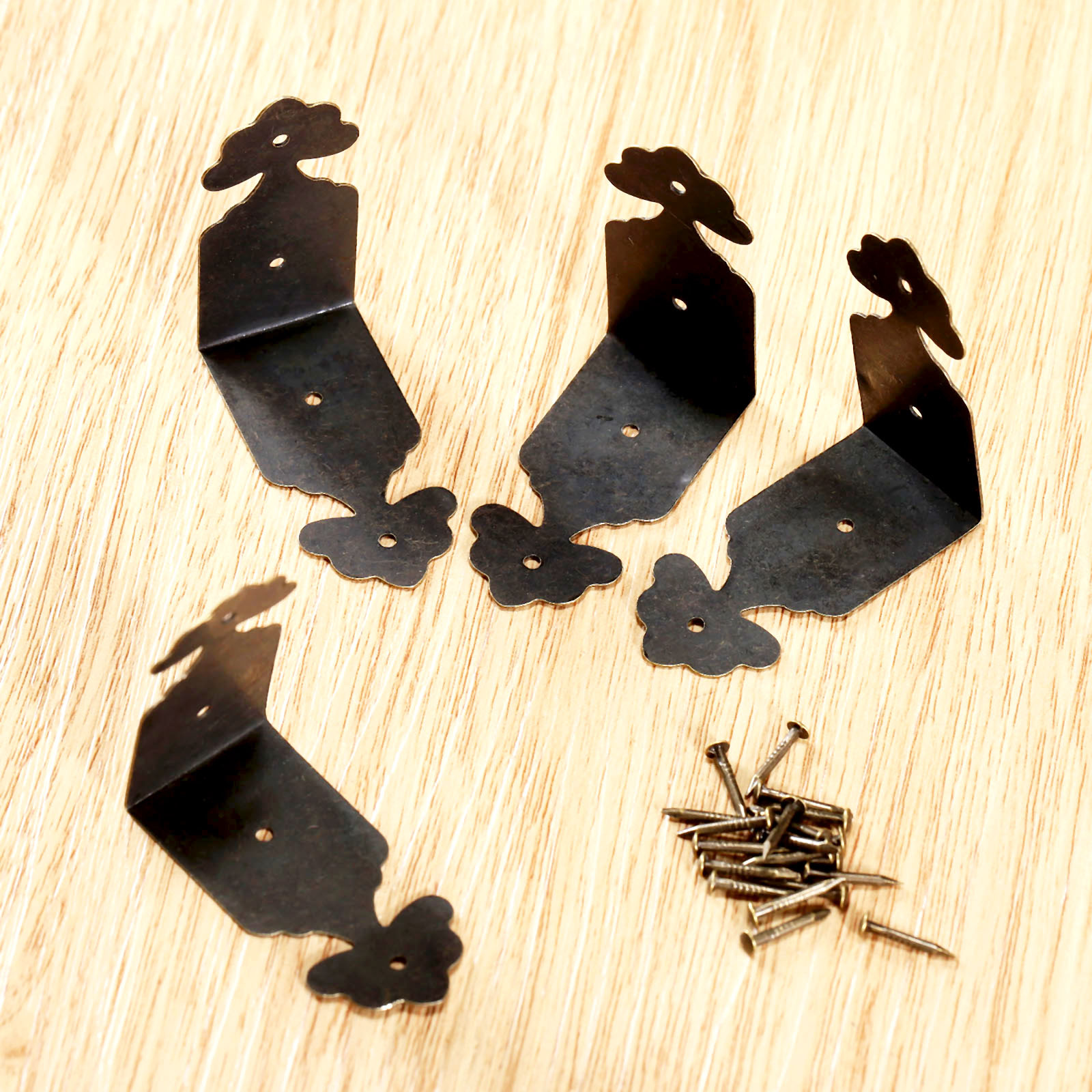 4pcs Decorative Corner Protect - Furniture Hardware For Legs recensione e prezzo