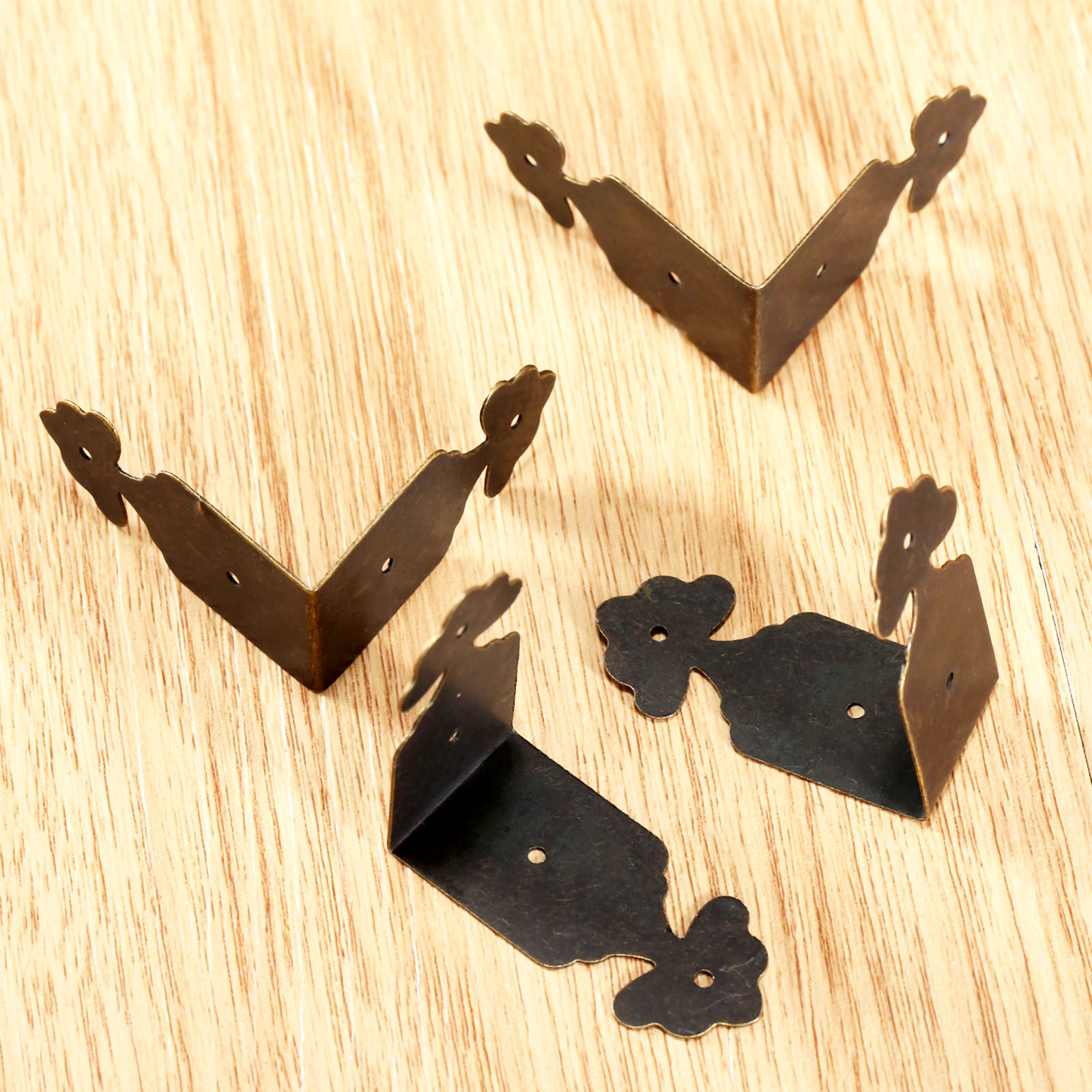 4pcs Decorative Corner Protect - Furniture Hardware For Legs recensione e prezzo