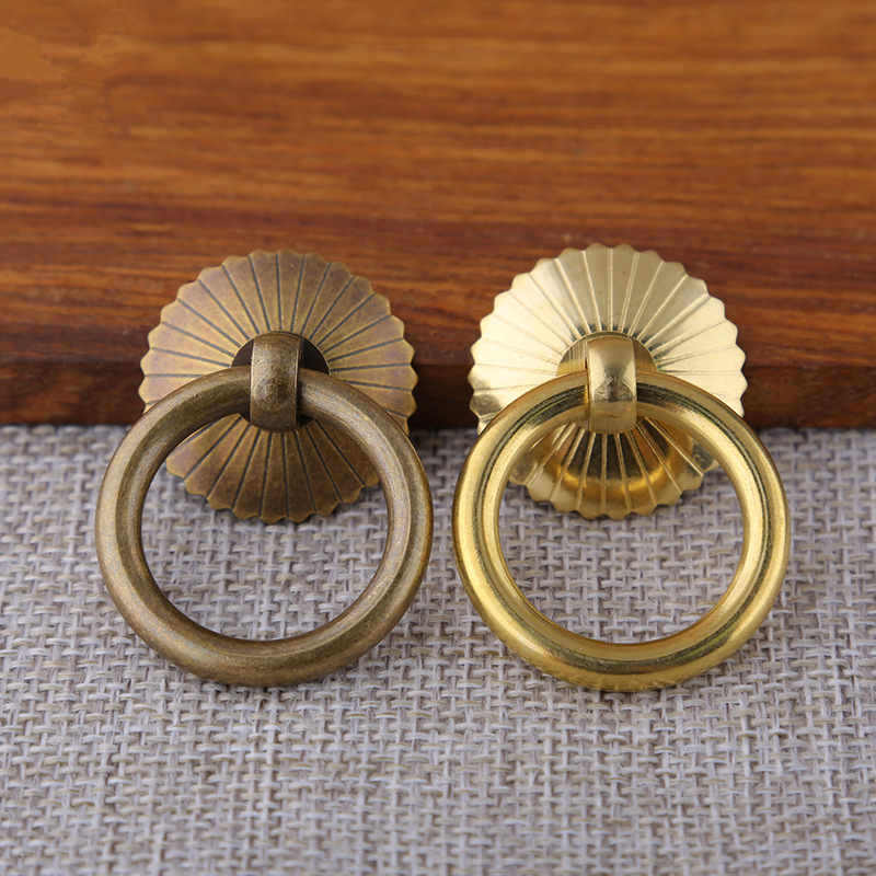 Vintage Brass Cabinet Ring Kno - Furniture Hardware Gold recensione e prezzo