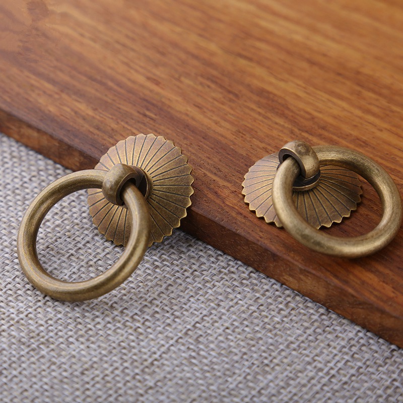 Vintage Brass Cabinet Ring Kno - Furniture Hardware Gold recensione e prezzo