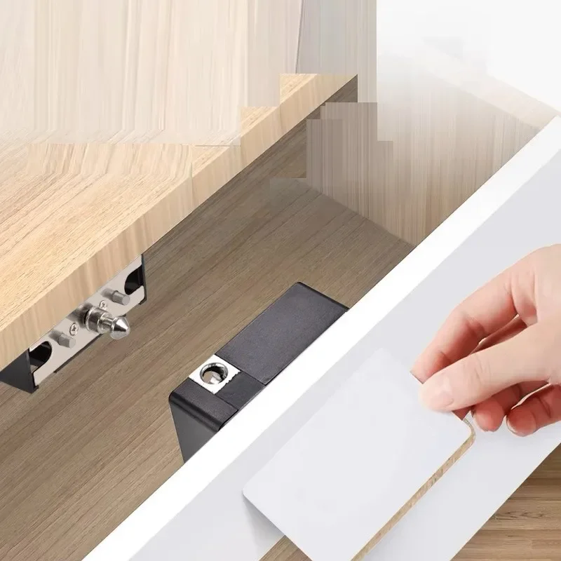 Tuya Smart Cabinet Door Lock K - Furniture Home Hardware recensione e prezzo